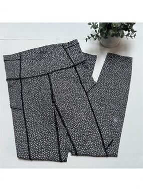 Lululemon Fast And Free 7/8 Tight Frozen Fizz Size 4